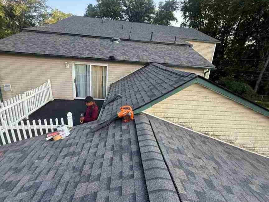 DDL ROOFING LLC