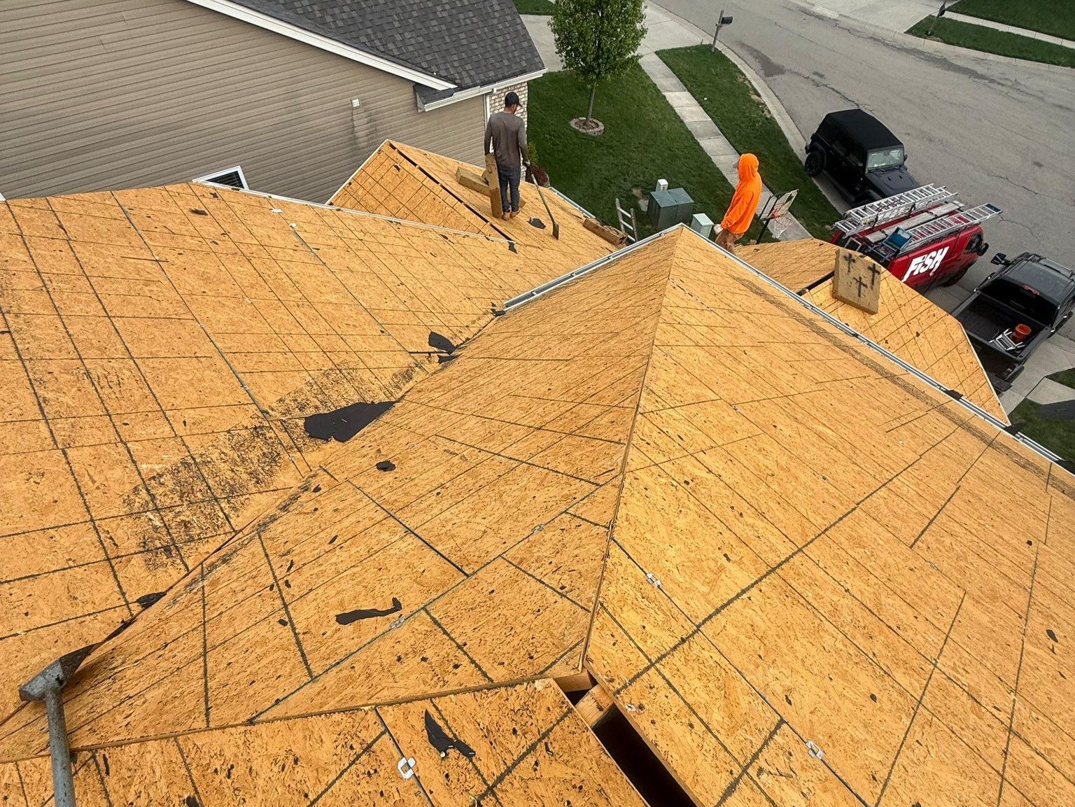 DDL ROOFING LLC