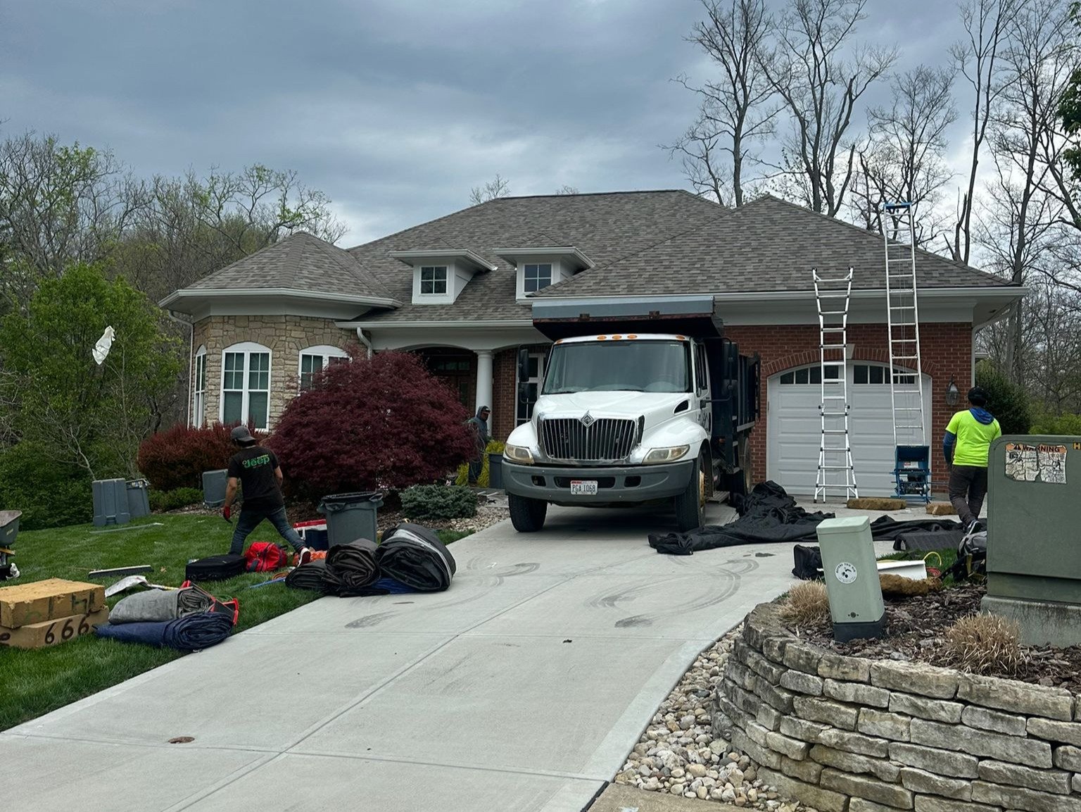 DDL ROOFING LLC